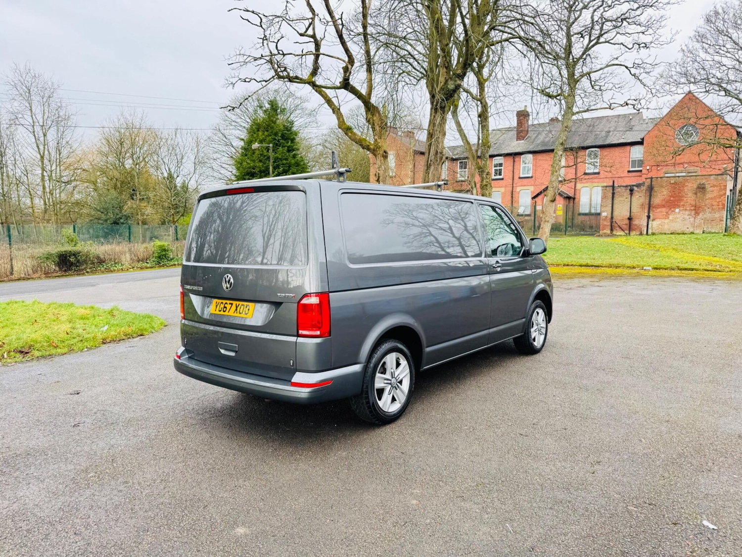 Used Volkswagen Transporter 2017 for sale - 77468003: Photo 2