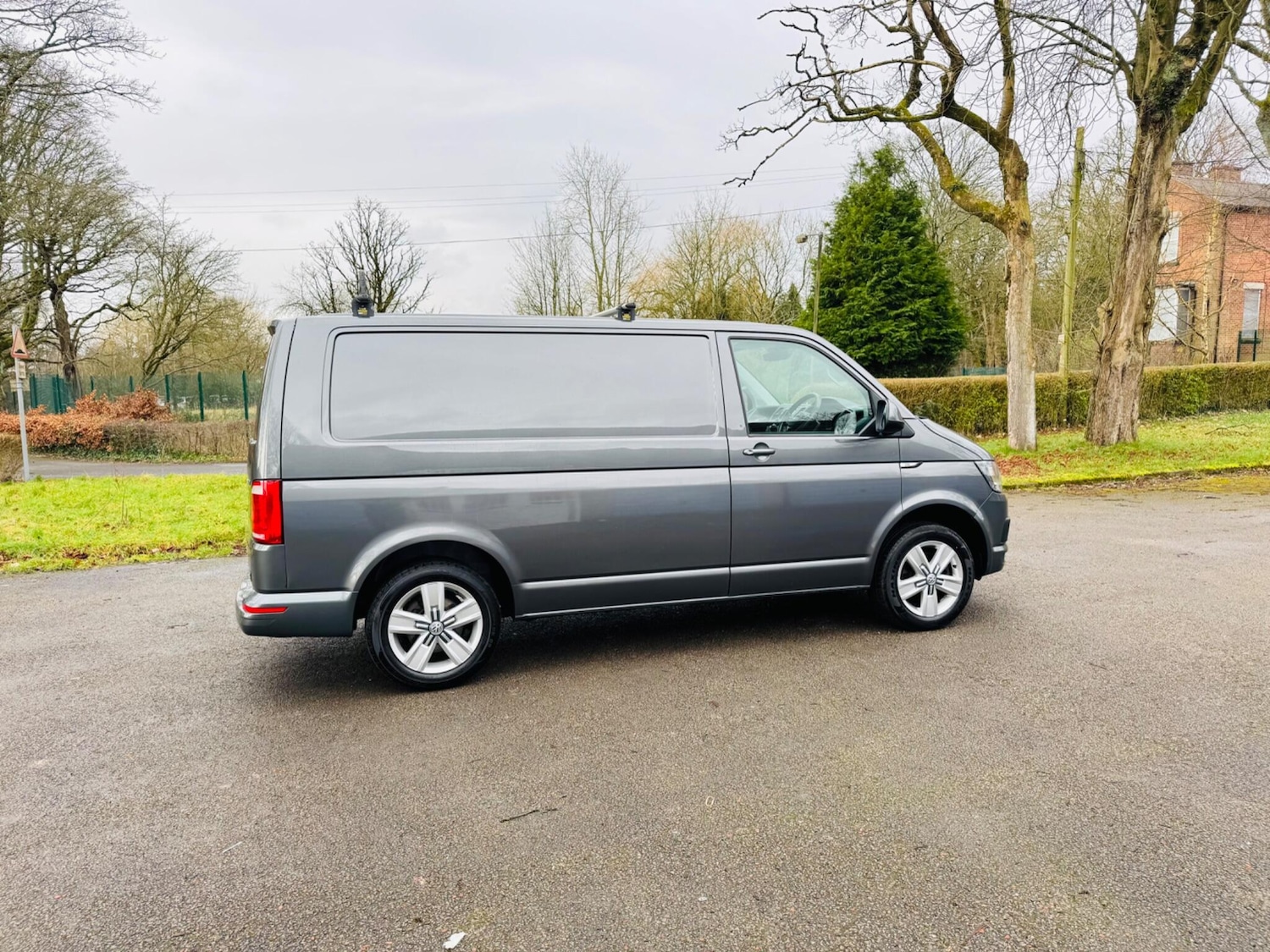 Used Volkswagen Transporter 2017 for sale - 77468003: Photo 5