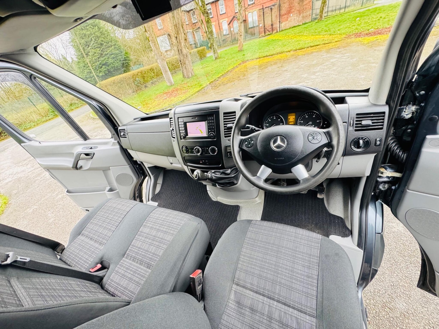 Used Mercedes-Benz Sprinter 2015 for sale - 77970196: Photo 27