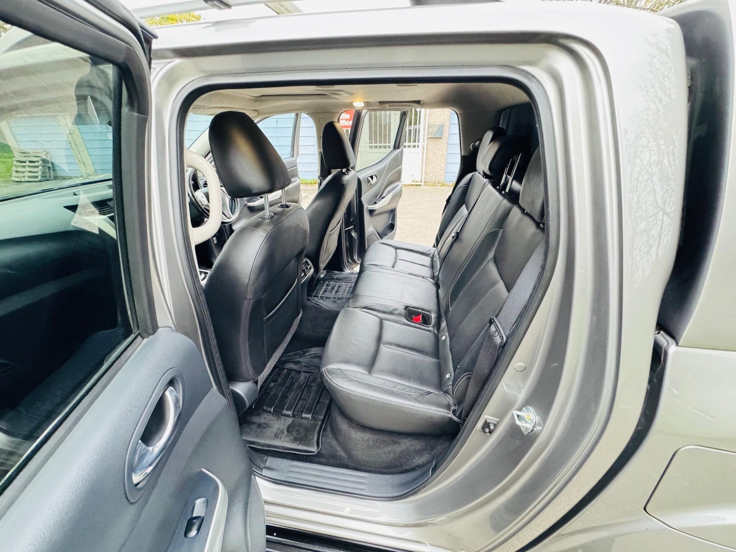 Used Nissan Navara 2018 for sale - 76425857: Photo 14