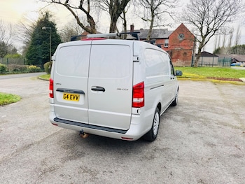 Used Mercedes-Benz Vito 2018 for sale - 77564647: Photo