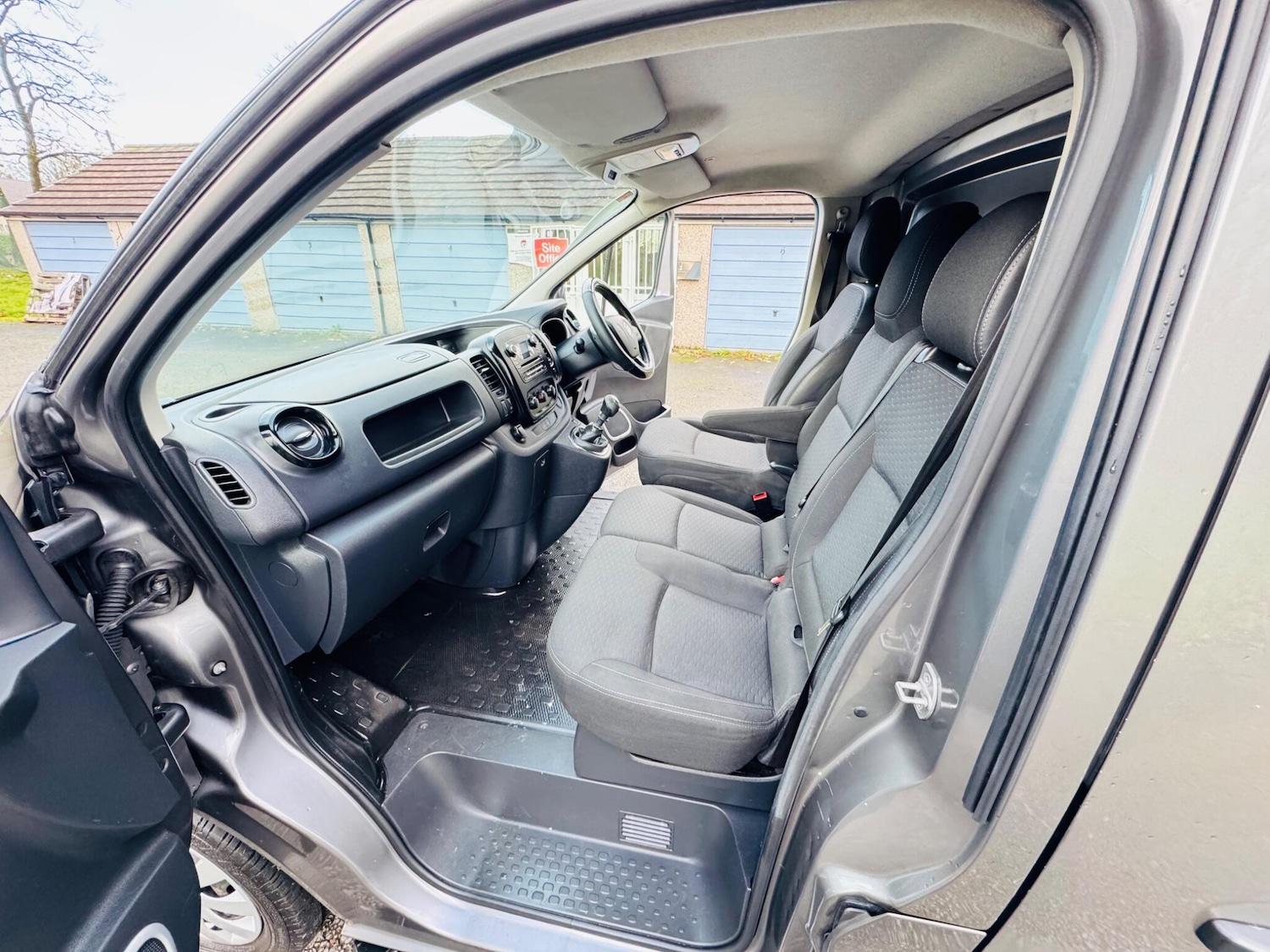 Used Vauxhall Vivaro 2018 for sale - 76912865: Photo 12