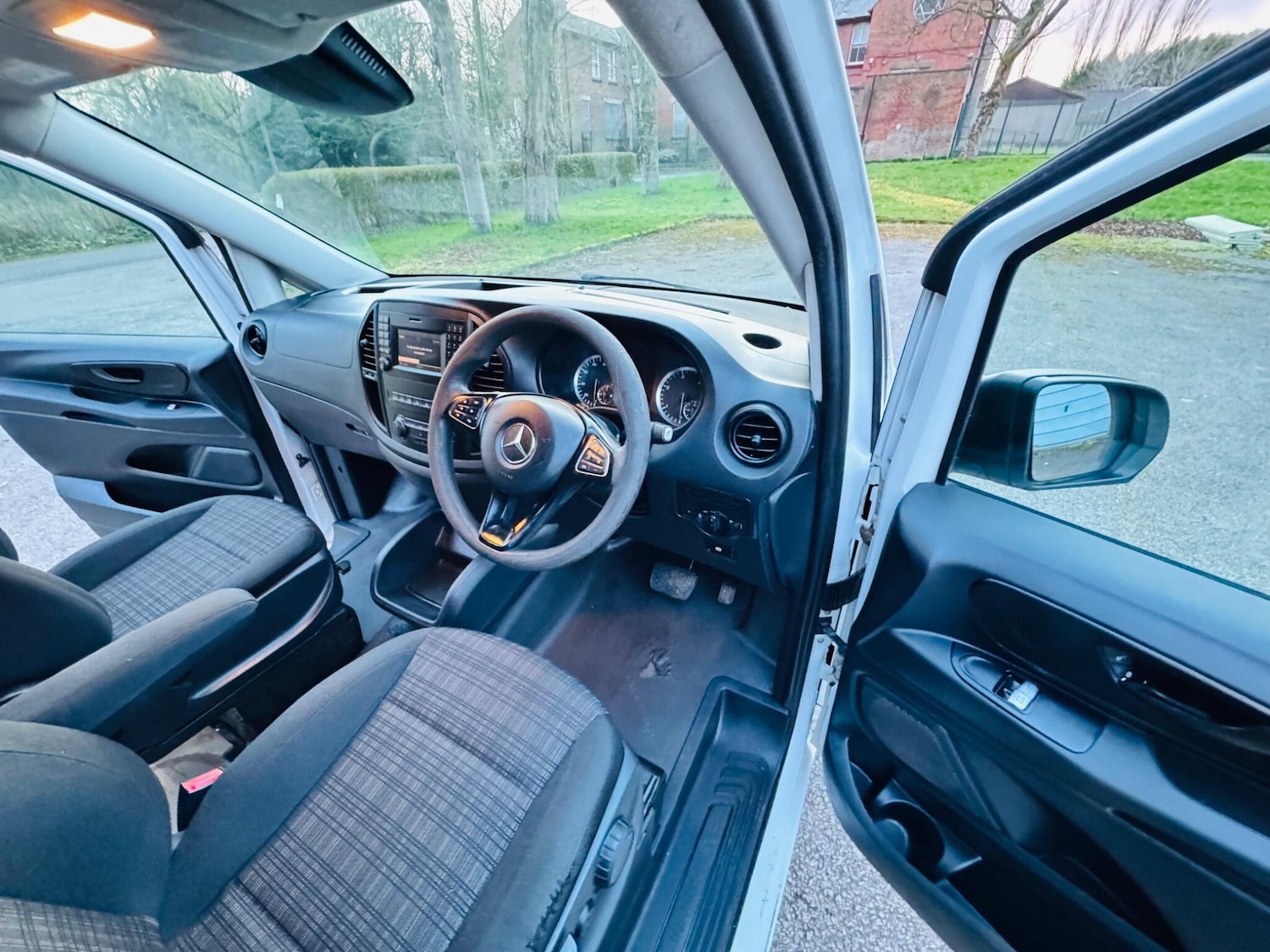 Used Mercedes-Benz Vito 2016 for sale - 77839635: Photo 13