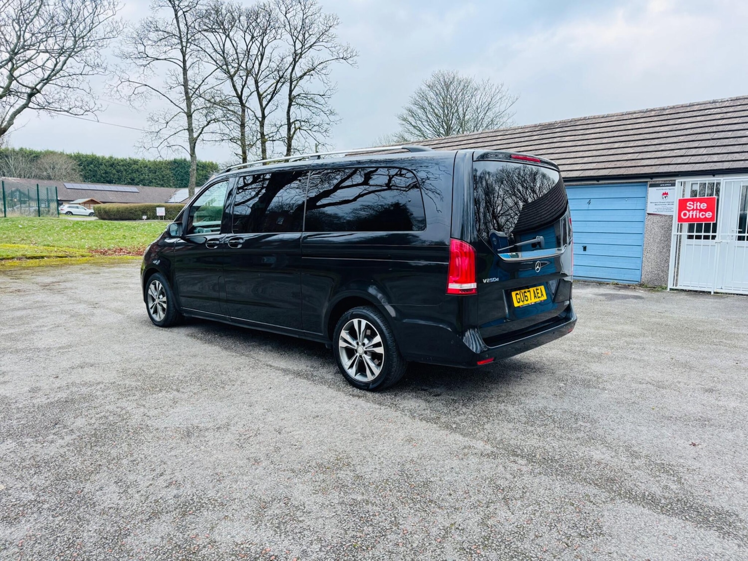 Used Mercedes-Benz V-Class 2018 for sale - 77455120: Photo 3