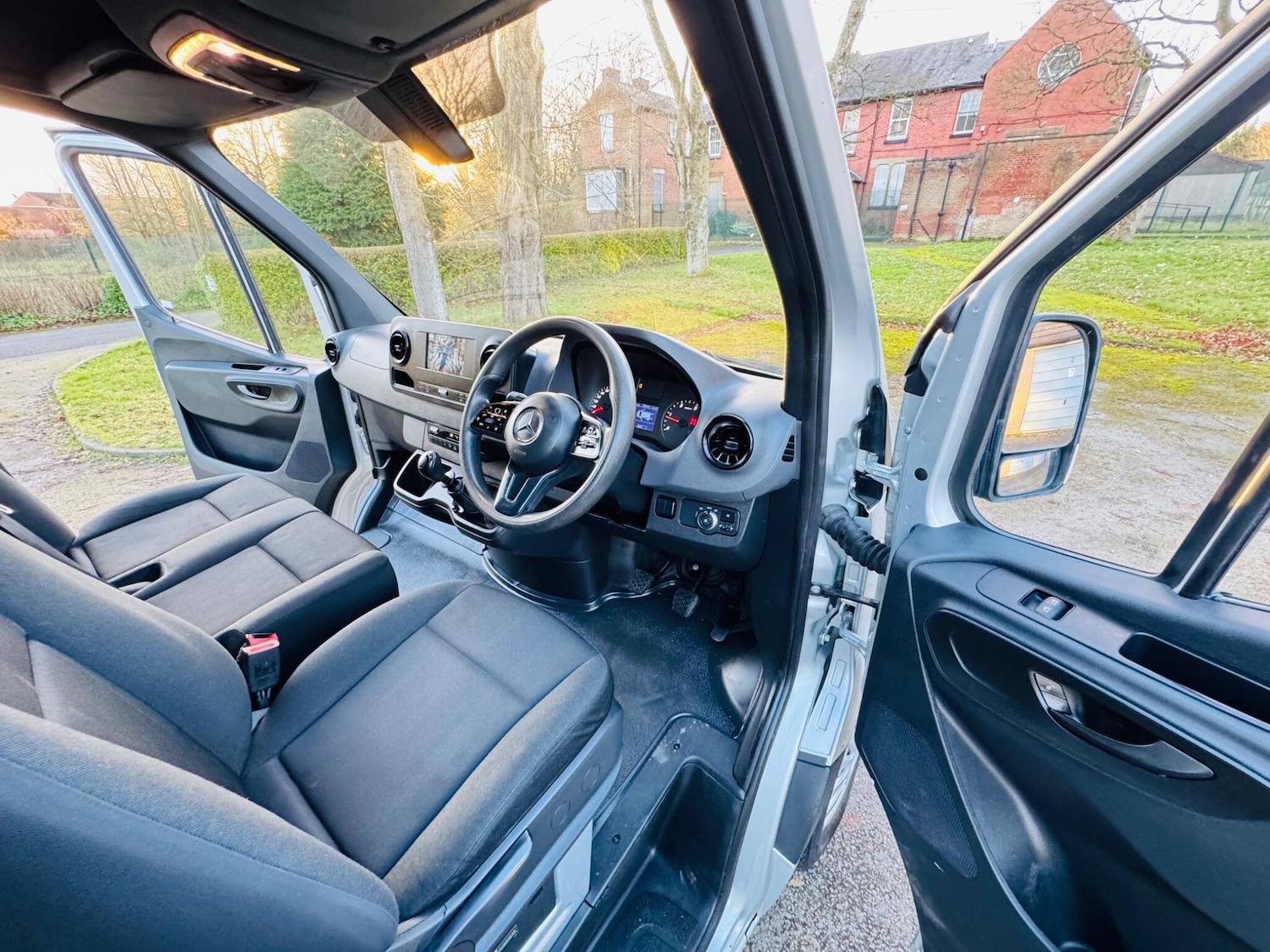 Used Mercedes-Benz Sprinter 2019 for sale - 76913545: Photo 11