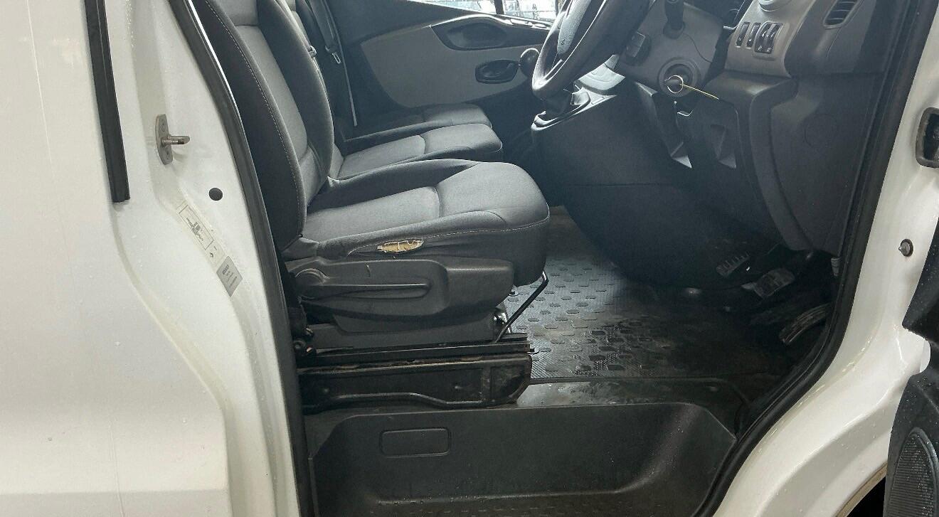 Used Renault Trafic 2015 for sale - 76512396: Photo 12