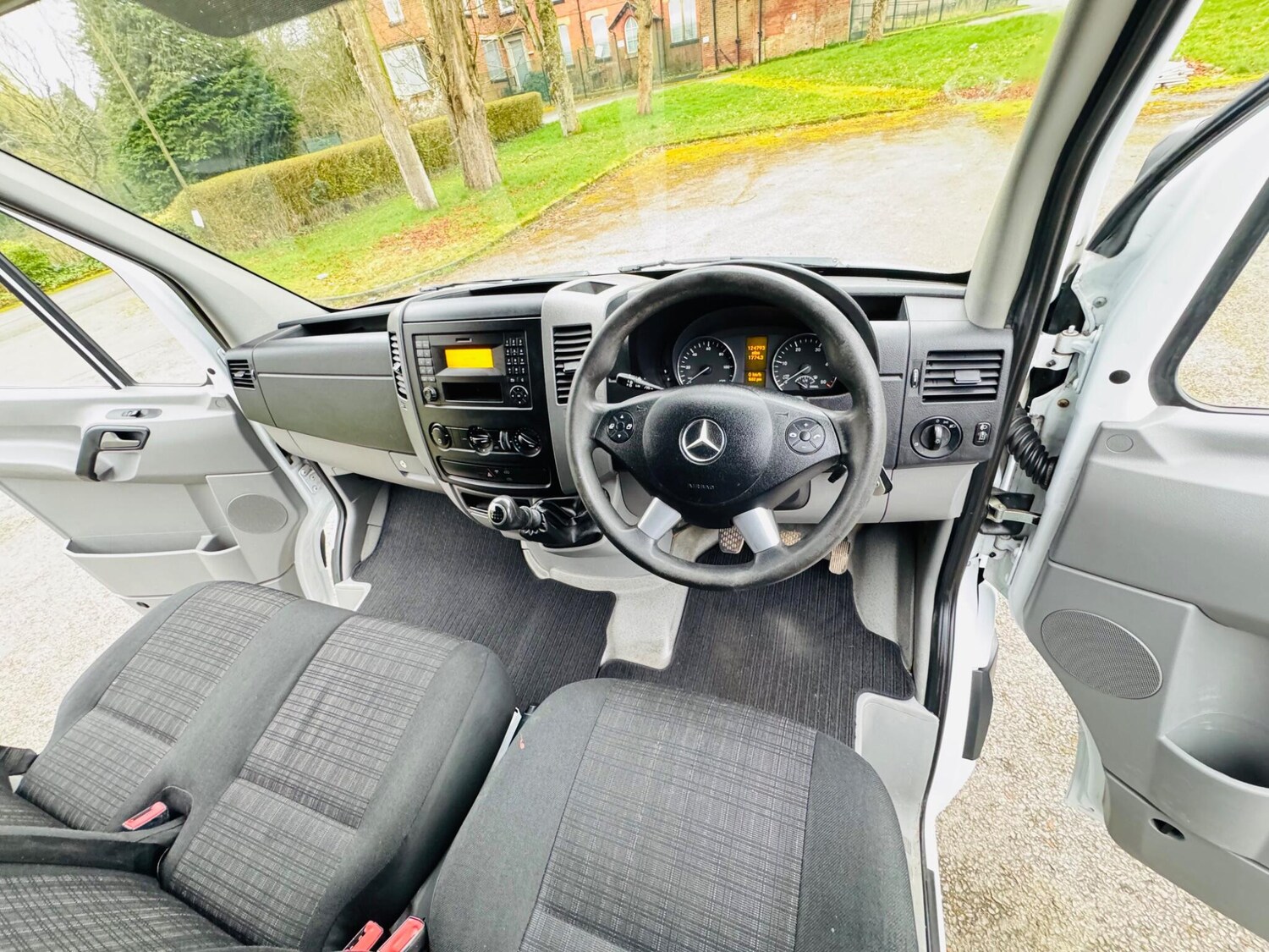 Used Mercedes-Benz Sprinter 2017 for sale - 77807721: Photo 15