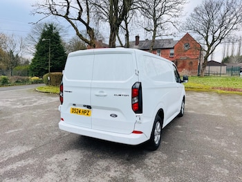 Used Ford Transit Custom 2024 for sale - 77969768: Photo