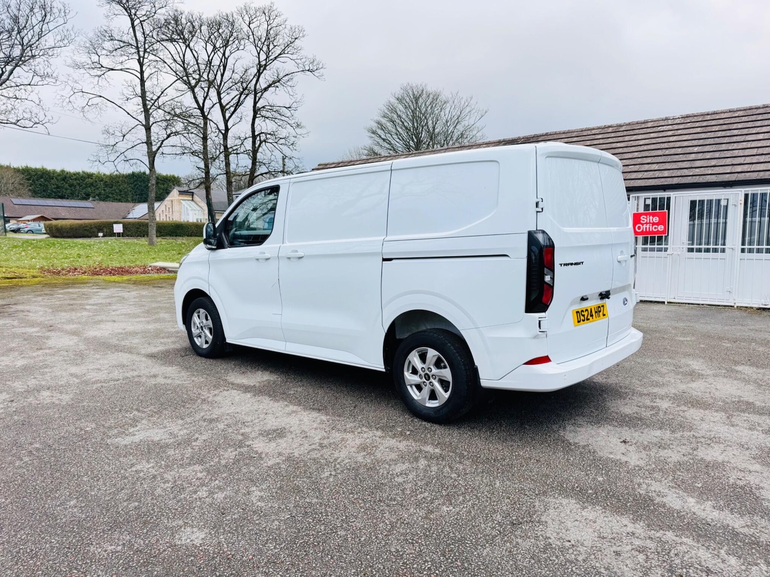 Used Ford Transit Custom 2024 for sale - 77969768: Photo 8