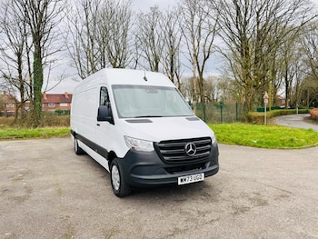 Mercedes-Benz Sprinter feature image