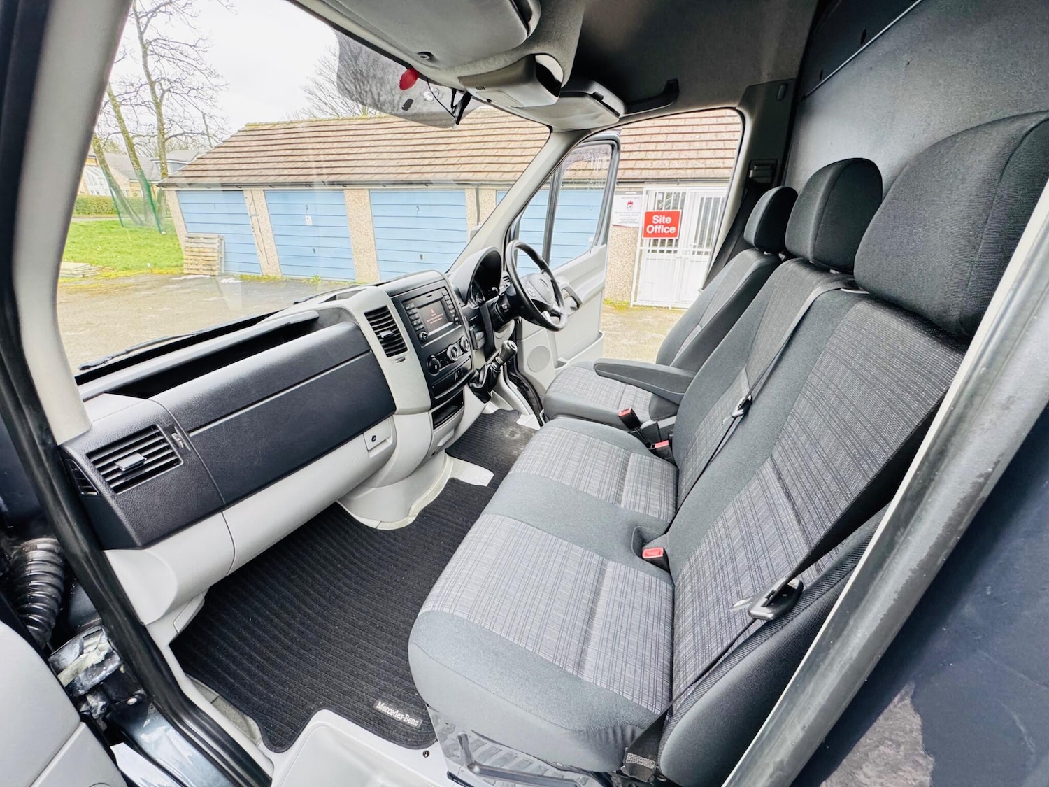 Used Mercedes-Benz Sprinter 2015 for sale - 77898501: Photo 12