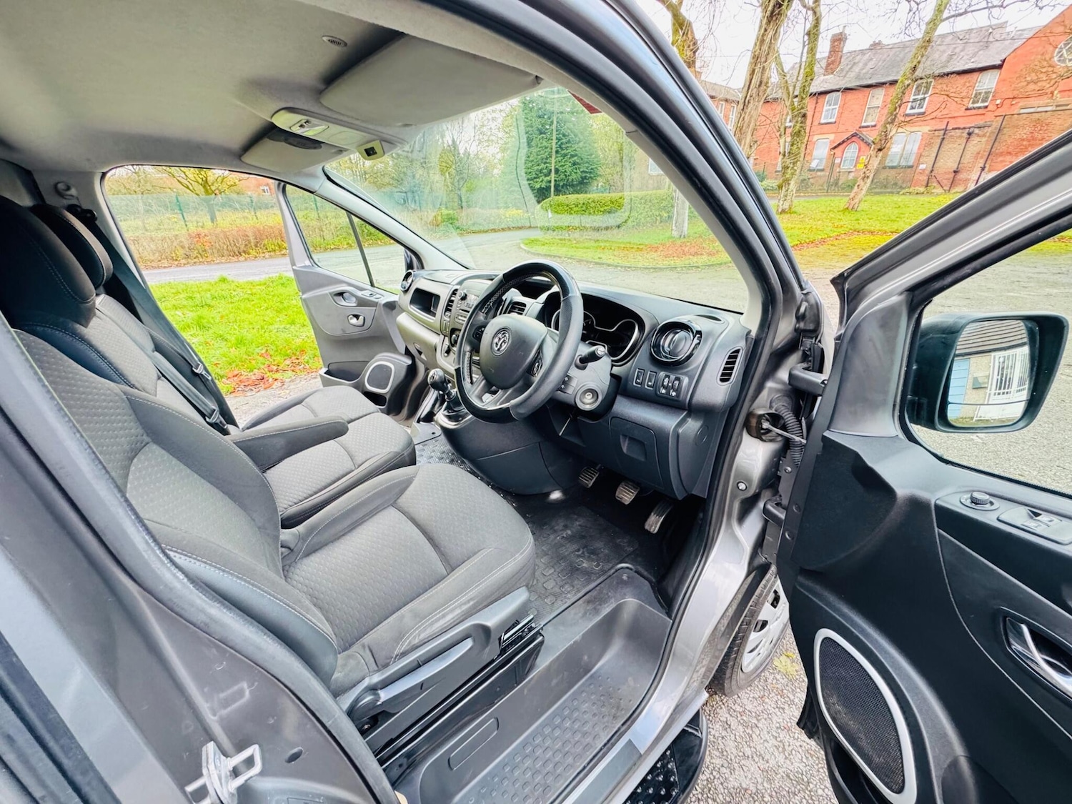 Used Vauxhall Vivaro 2018 for sale - 76634014: Photo 14