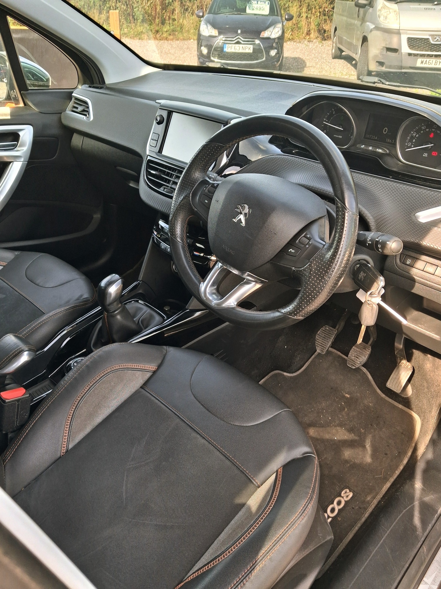 Used Peugeot 2008 2015 for sale - 75982090: Photo 20