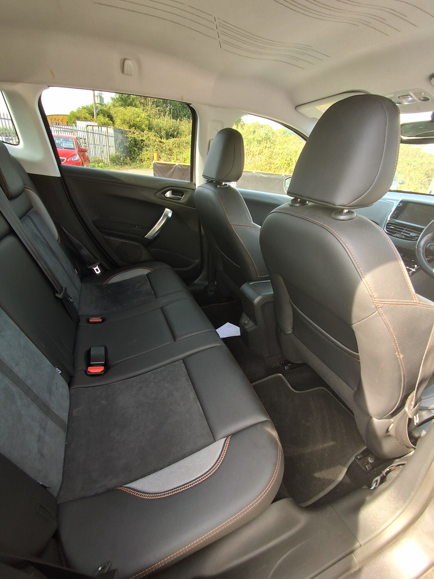 Used Peugeot 2008 2015 for sale - 75982090: Photo 24