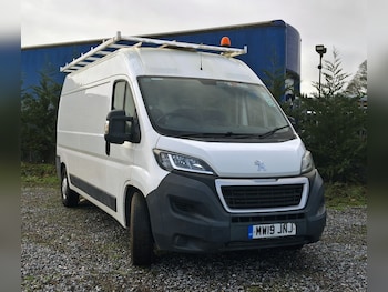 Peugeot Boxer feature image