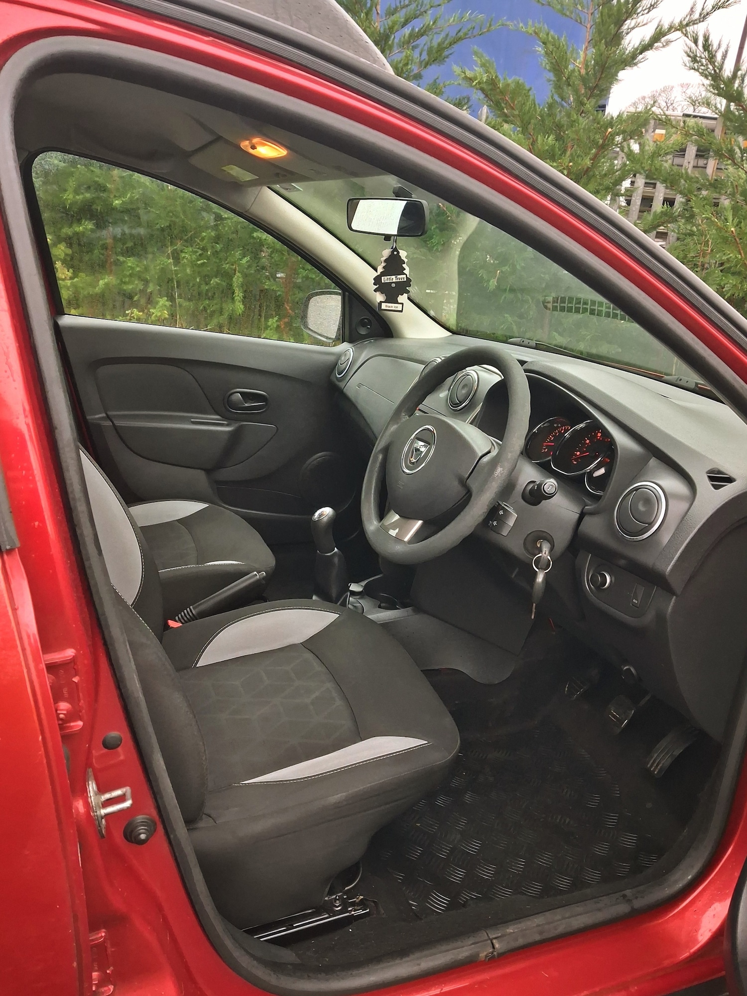 Used Dacia Sandero Stepway 2013 for sale - 76626057: Photo 18