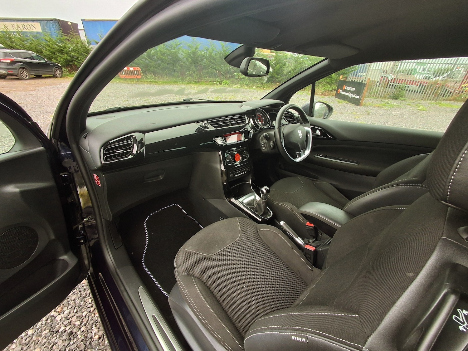 Used Citroen DS3 2014 for sale - 75982746: Photo 21