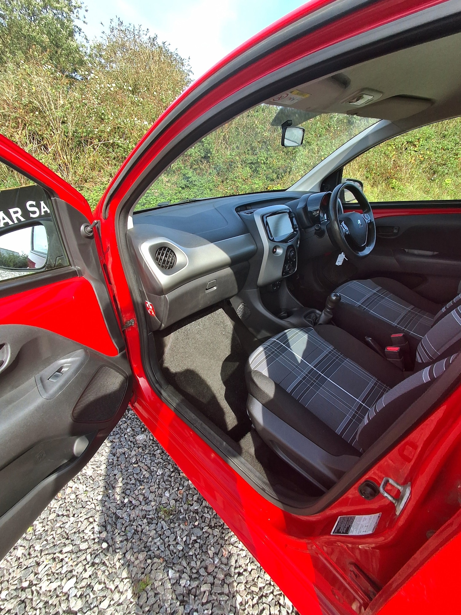 Used Peugeot 108 2016 for sale - 75982458: Photo 18