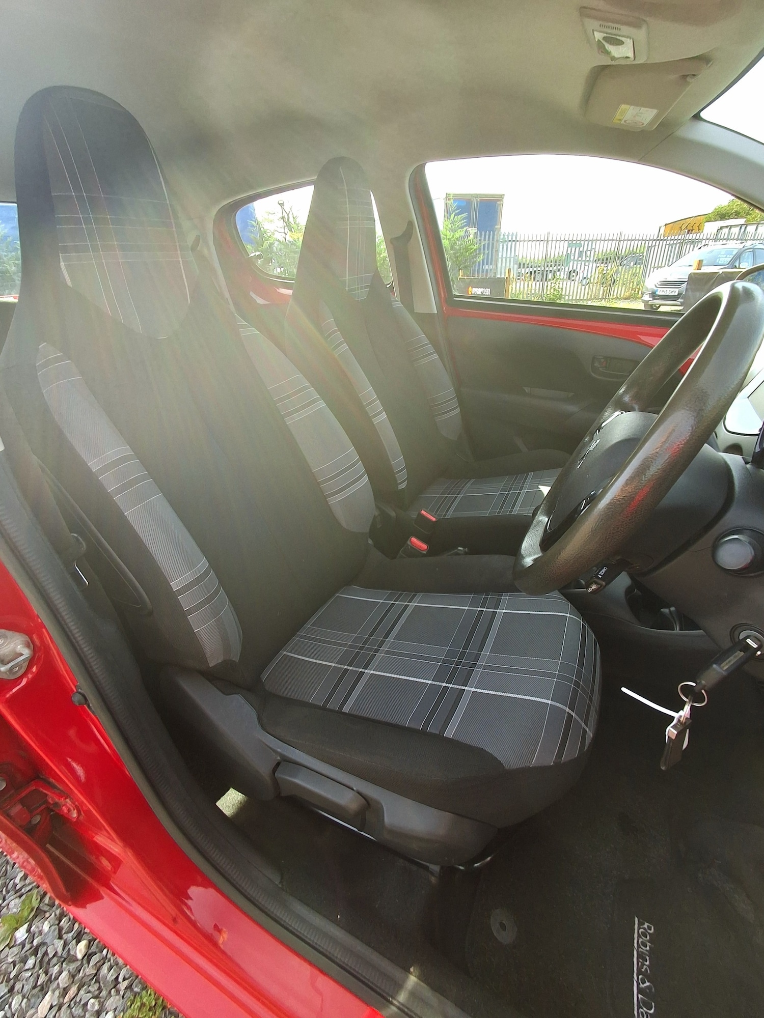 Used Peugeot 108 2016 for sale - 75982458: Photo 23