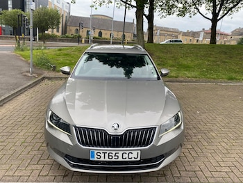 Used Skoda Superb 2015 for sale - 79010636: Photo