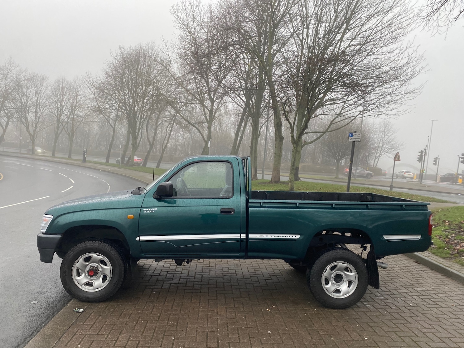 Used Toyota Hilux 2000 for sale - 77251529: Photo 4