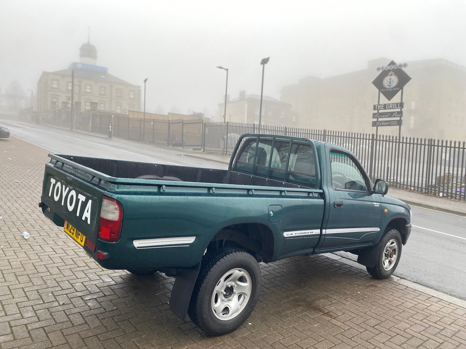 Used Toyota Hilux 2000 for sale - 77251529: Photo 7