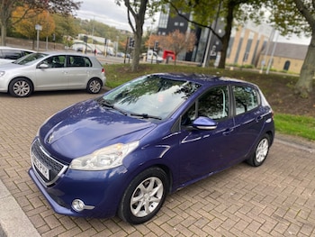 Used Peugeot 208 2012 for sale - 76212248: Photo 3