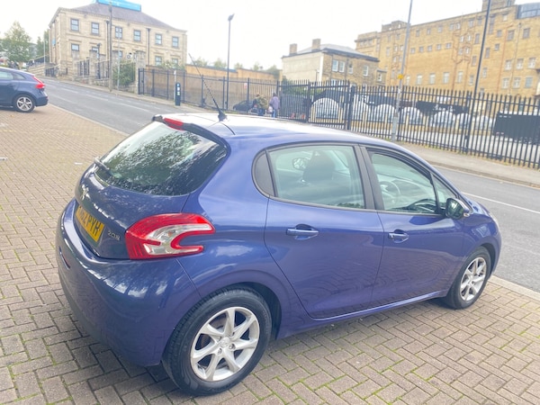 Used Peugeot 208 2012 for sale - 76212248: Photo 6