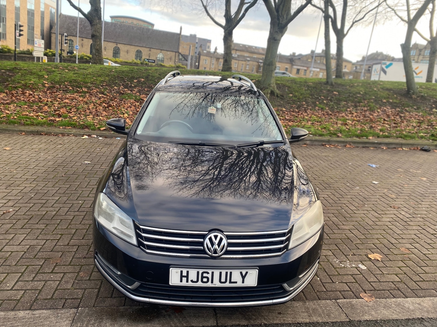 Used Volkswagen Passat 2011 for sale - 76837495: Photo 2