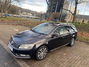 Used Volkswagen Passat 2011 for sale - 76837495: Photo