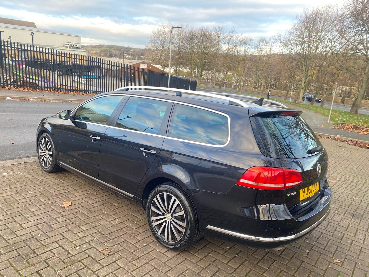 Used Volkswagen Passat 2011 for sale - 76837495: Photo 4