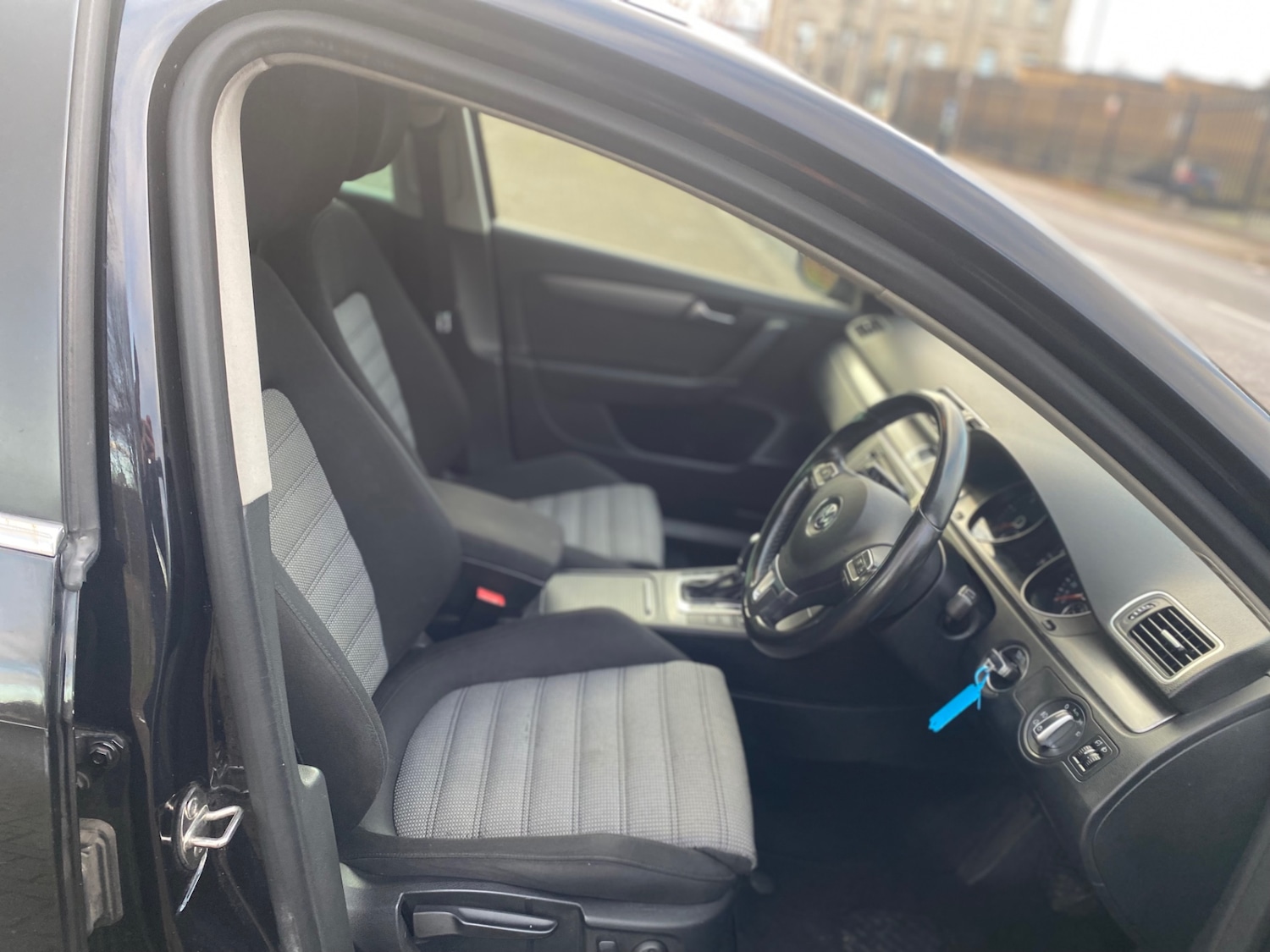 Used Volkswagen Passat 2011 for sale - 76837495: Photo 7