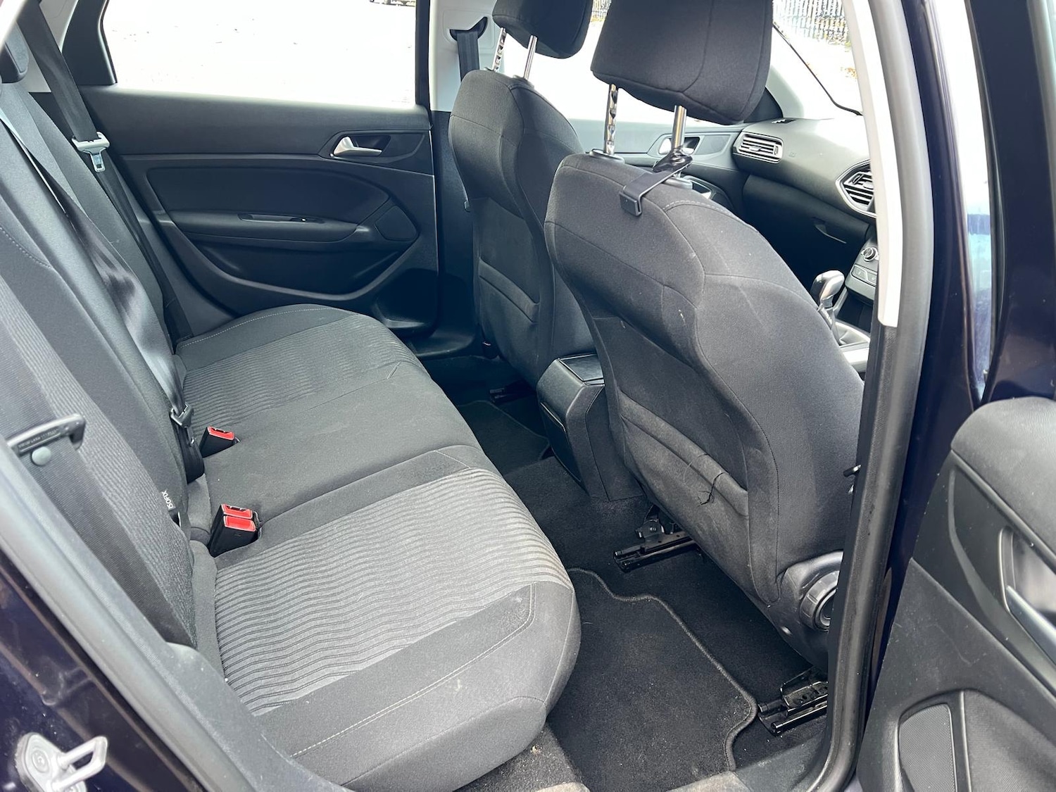 Used Peugeot 308 2015 for sale - 76837499: Photo 10