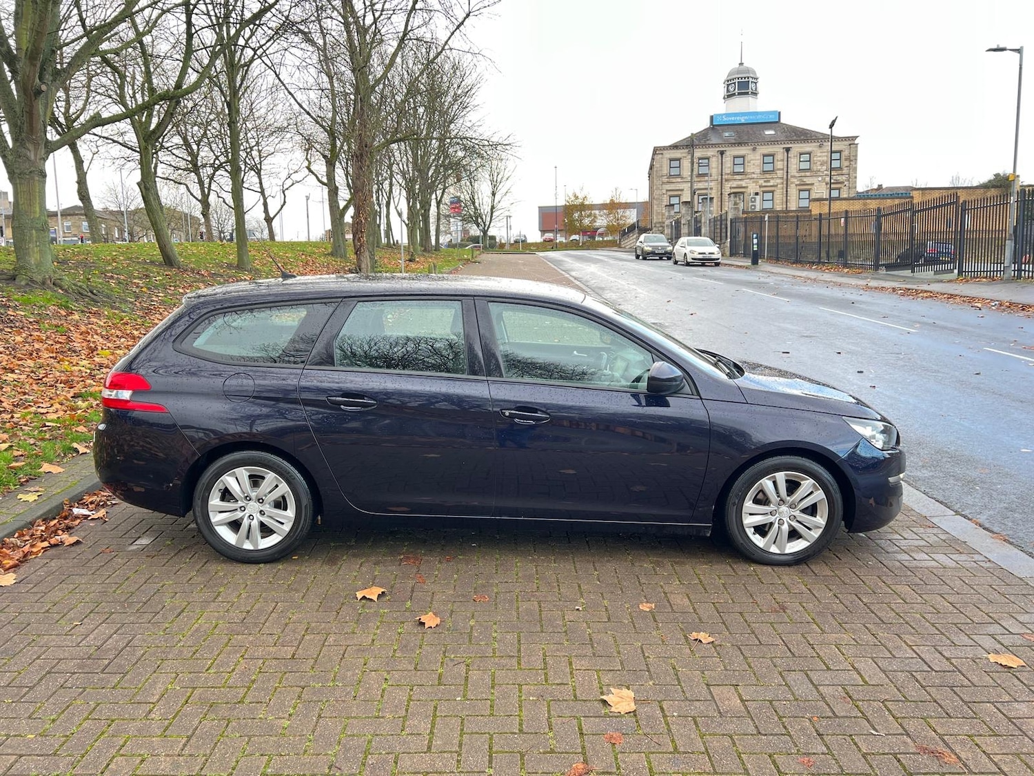 Used Peugeot 308 2015 for sale - 76837499: Photo 8