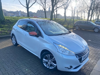 2015 (15) - 1.2 VTi Roland Garros 5dr