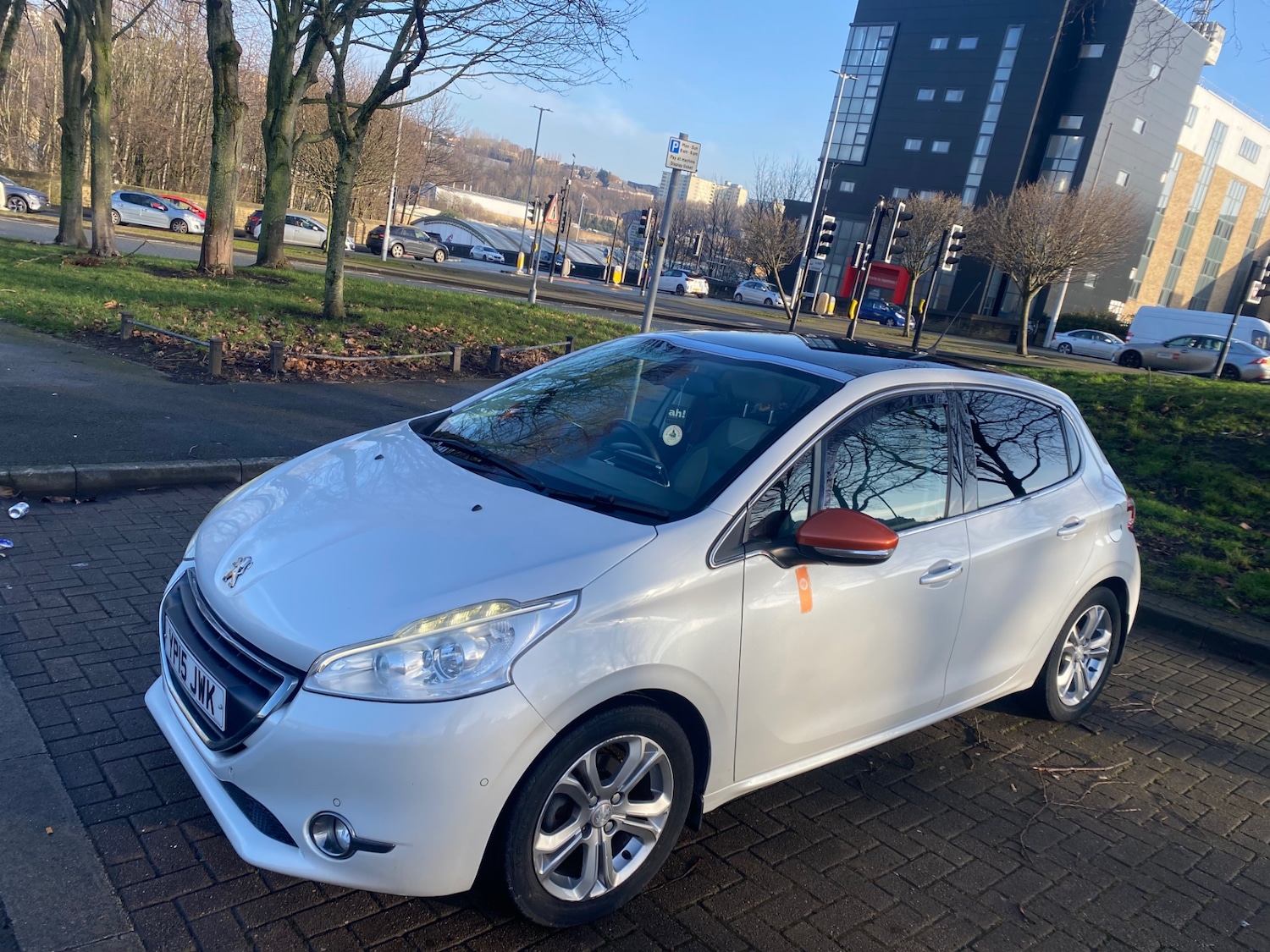 Used Peugeot 208 2015 for sale - 77390049: Photo 3