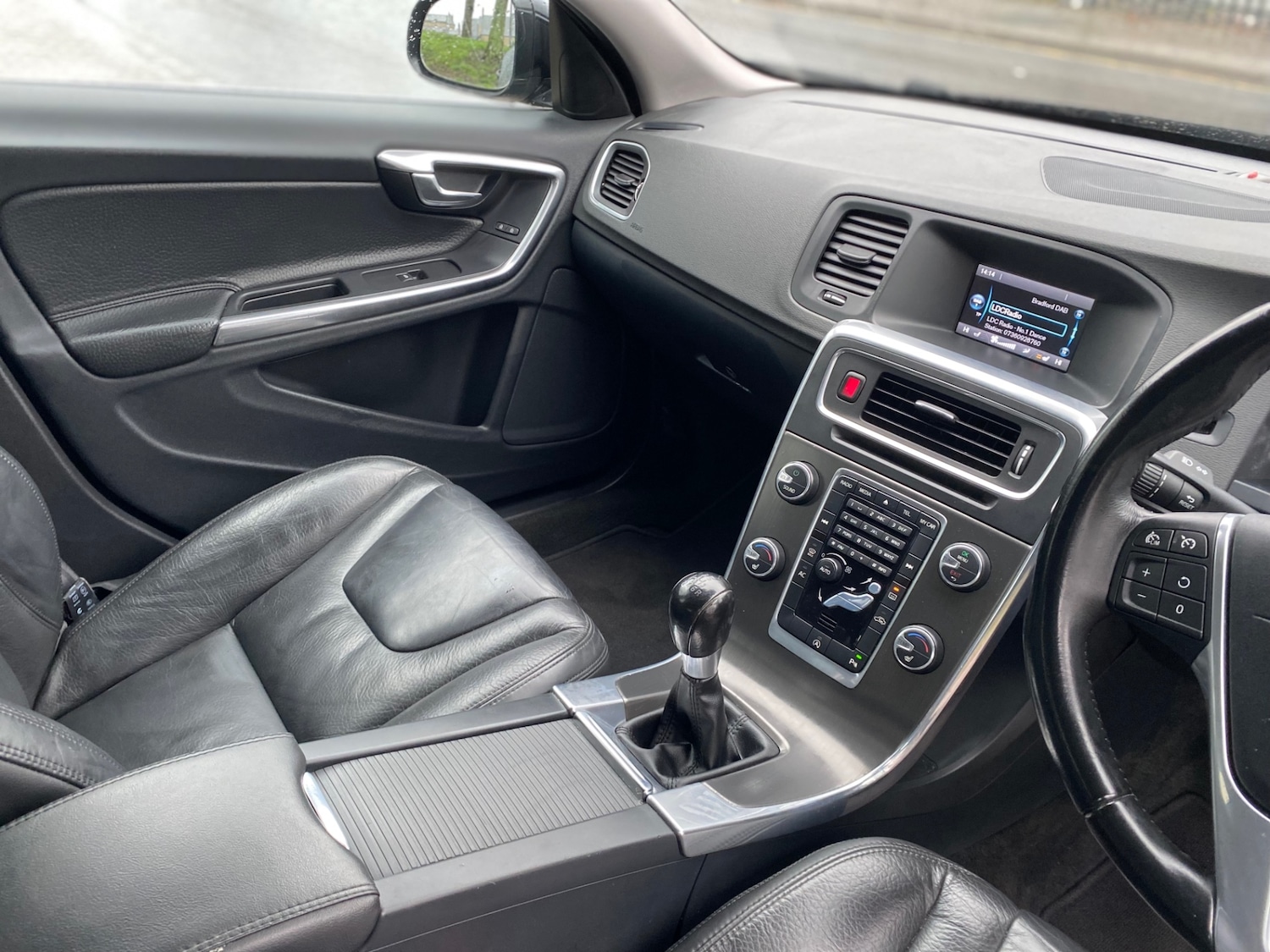 Used Volvo V60 2013 for sale - 77466094: Photo 12