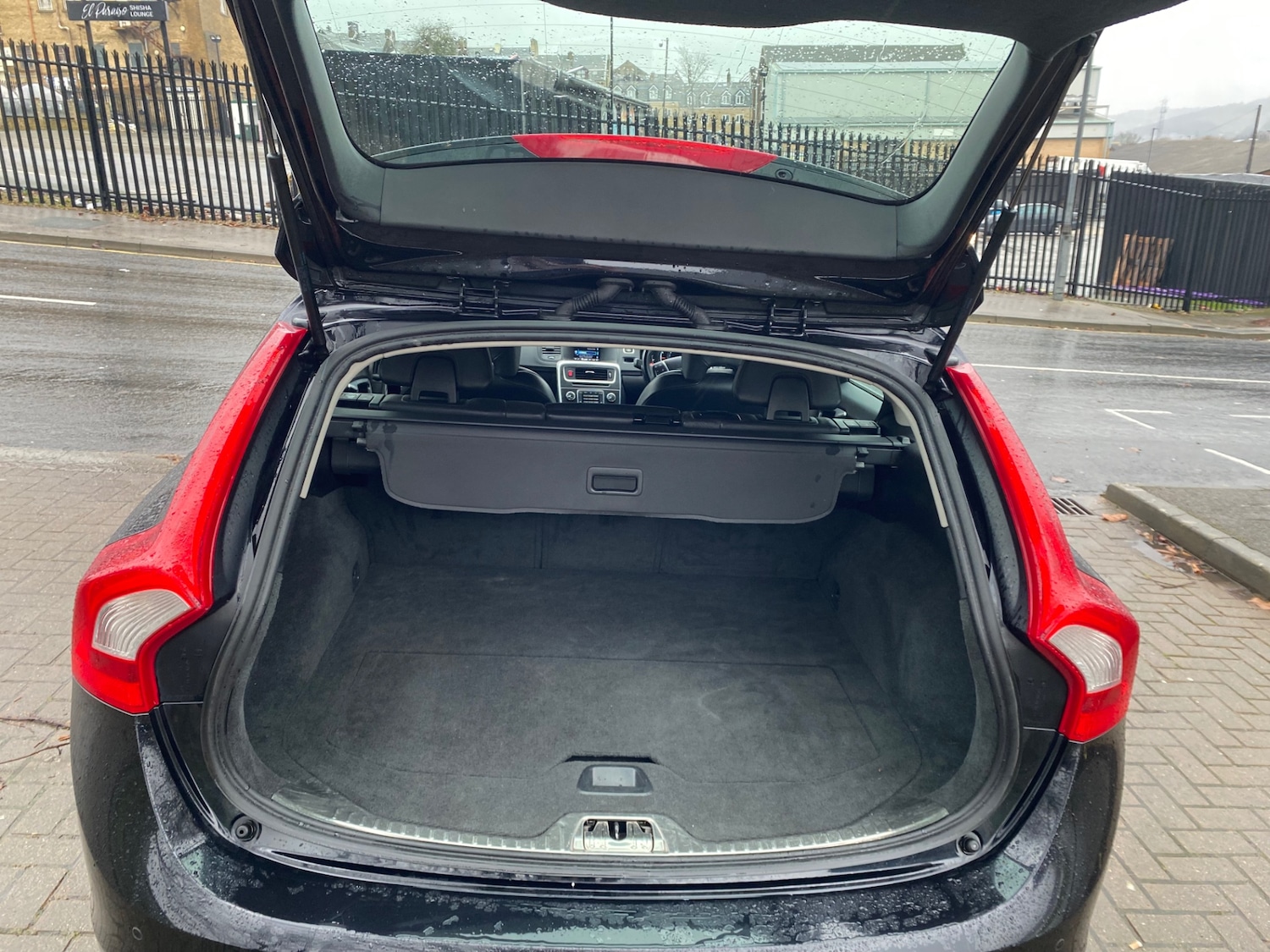 Used Volvo V60 2013 for sale - 77466094: Photo 13