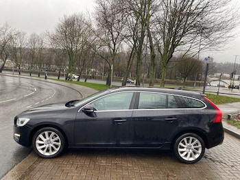 Used Volvo V60 2013 for sale - 77466094: Photo