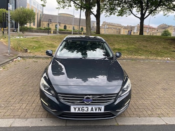 Used Volvo V60 2013 for sale - 79163433: Photo