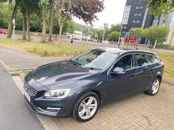 Used Volvo V60 2013 for sale - 79163433: Photo