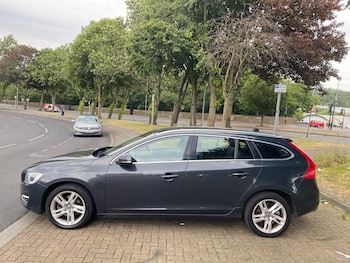 Used Volvo V60 2013 for sale - 79163433: Photo