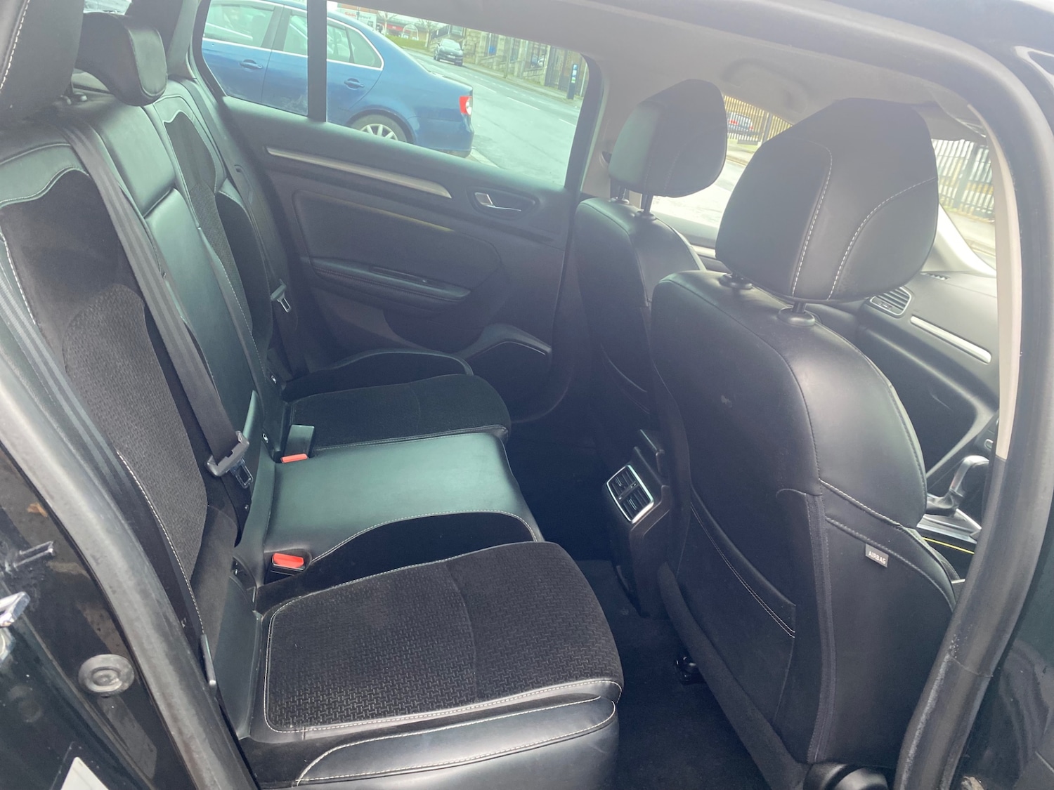 Used Renault Megane 2017 for sale - 77213842: Photo 11