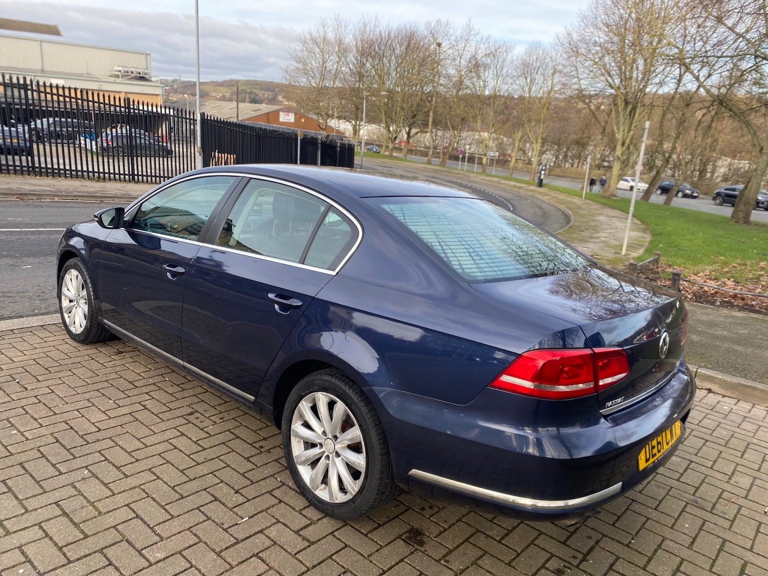 Used Volkswagen Passat 2011 for sale - 77595787: Photo 4