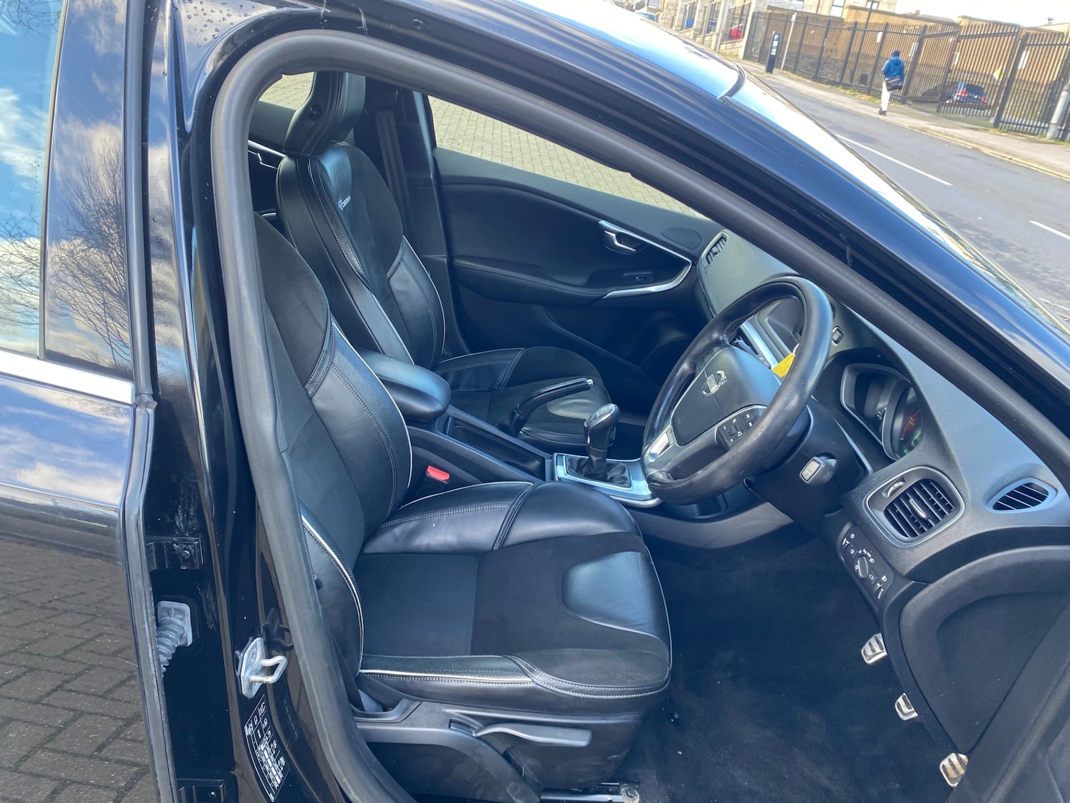 Used Volvo V40 2013 for sale - 77886298: Photo 10