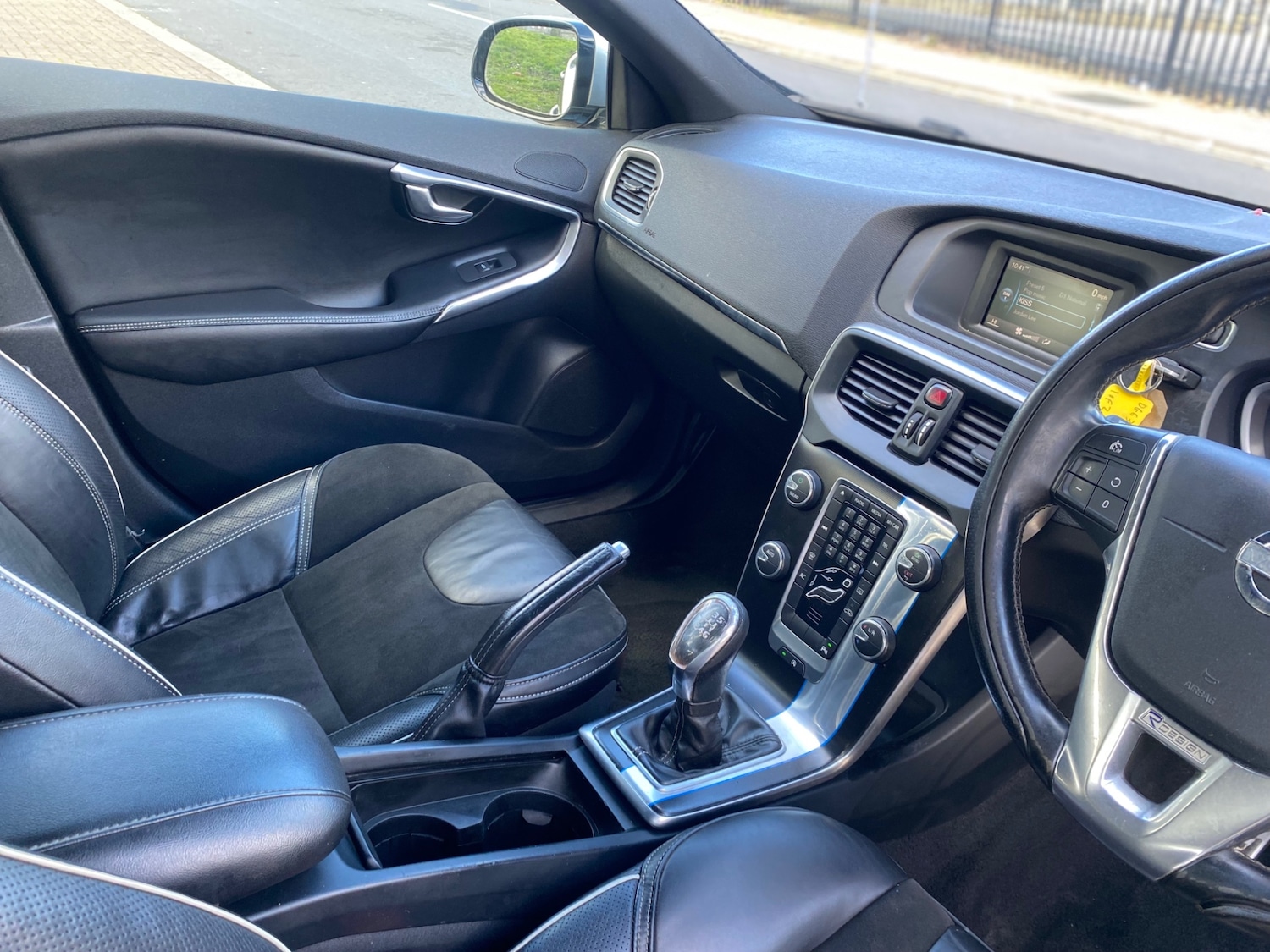 Used Volvo V40 2013 for sale - 77886298: Photo 12