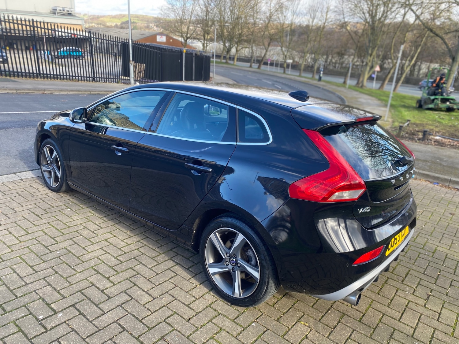 Used Volvo V40 2013 for sale - 77886298: Photo 5