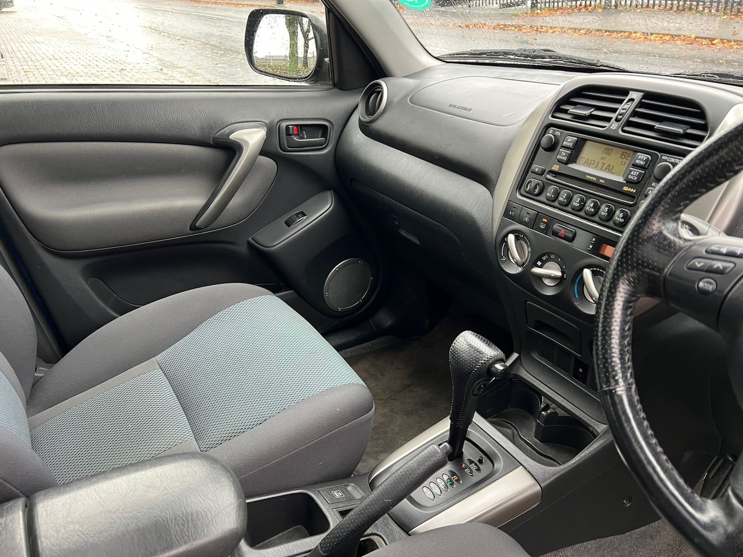 Used Toyota RAV4 2005 for sale - 76584009: Photo 9