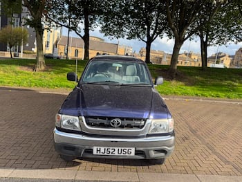 Used Toyota Hilux 2003 for sale - 79836115: Photo