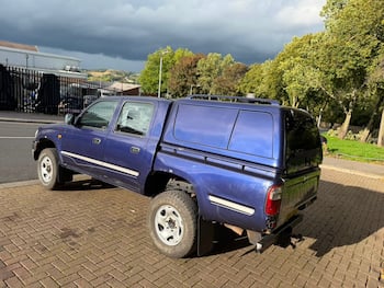 Used Toyota Hilux 2003 for sale - 79836115: Photo